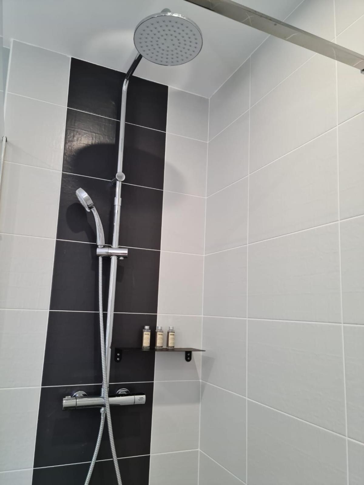 Bleu Outremer Saint-Cast-le-Guildo Room photo